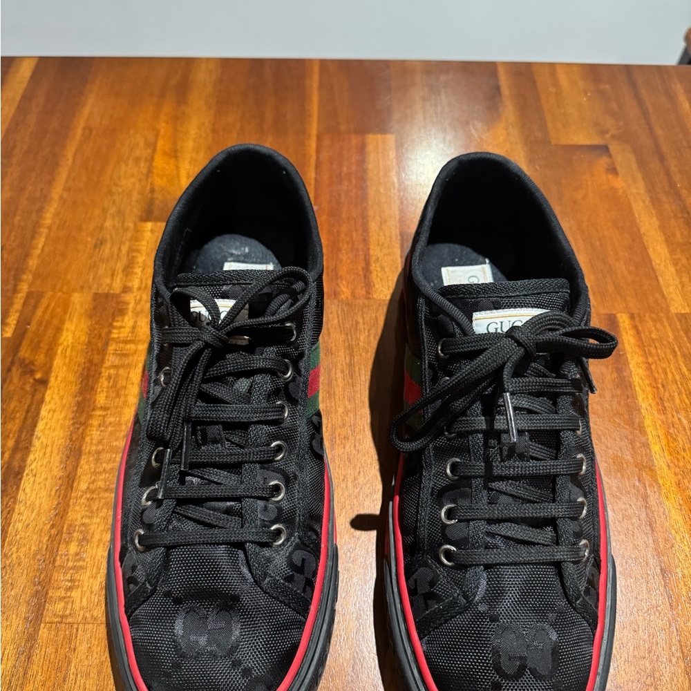 Gucci Men’s Black Canvas Low-Top Sneaker with Red & Green Stripe - Picture 6 of 7